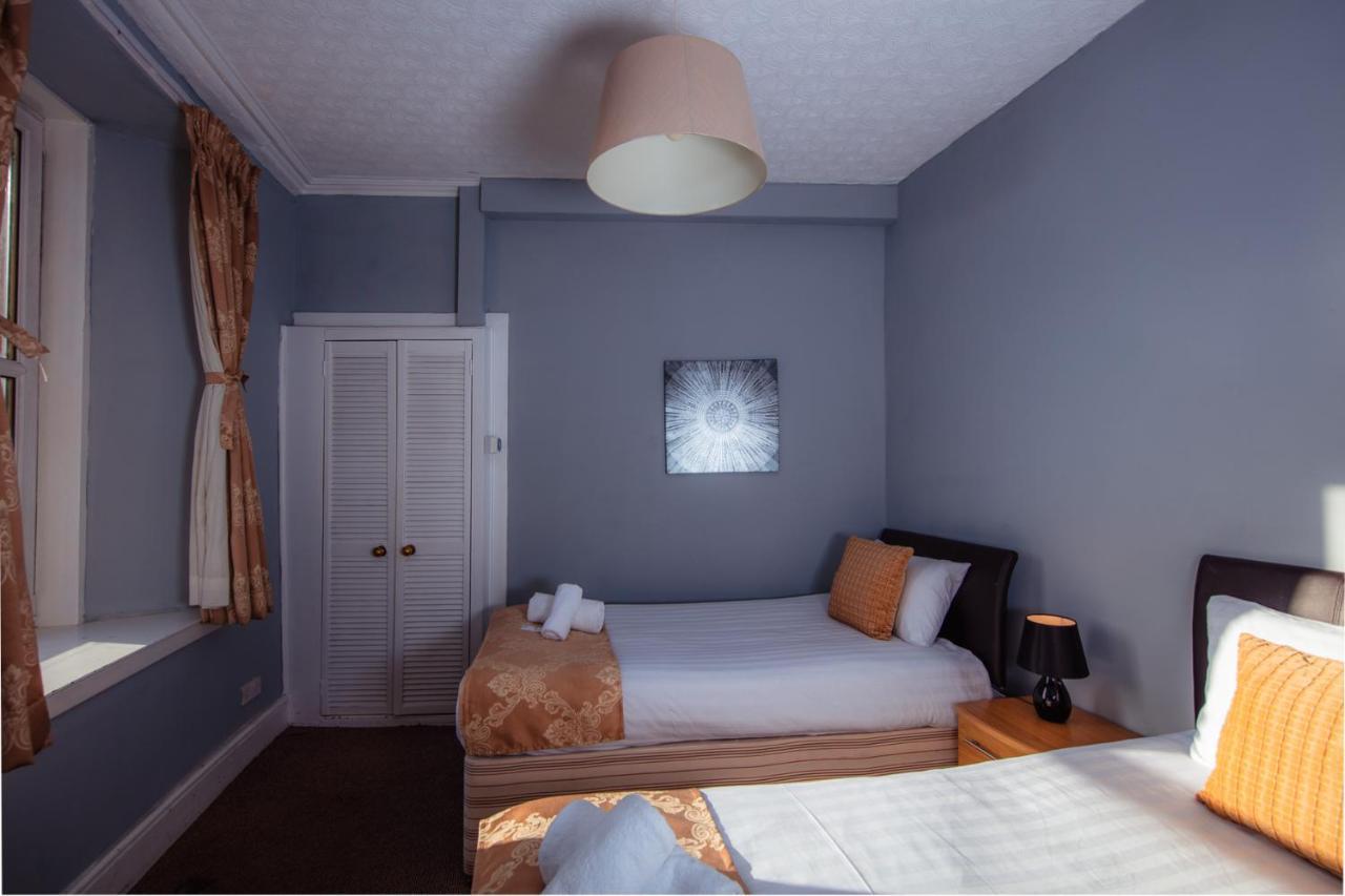 Old Town By The Castle/ Meadows! Apartment Edinburgh